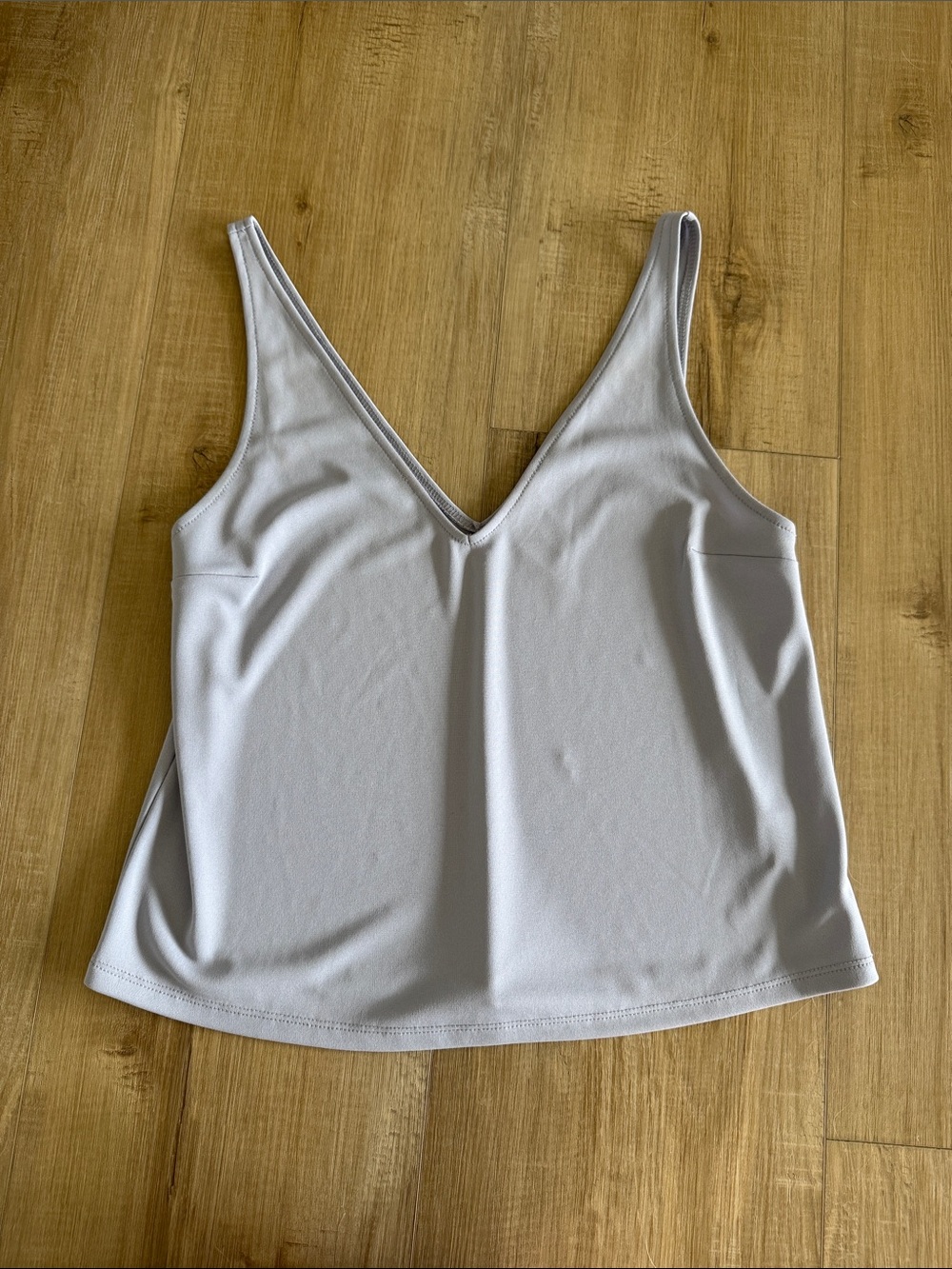 Leith V-Neck Women's Tank Top in Light Gray